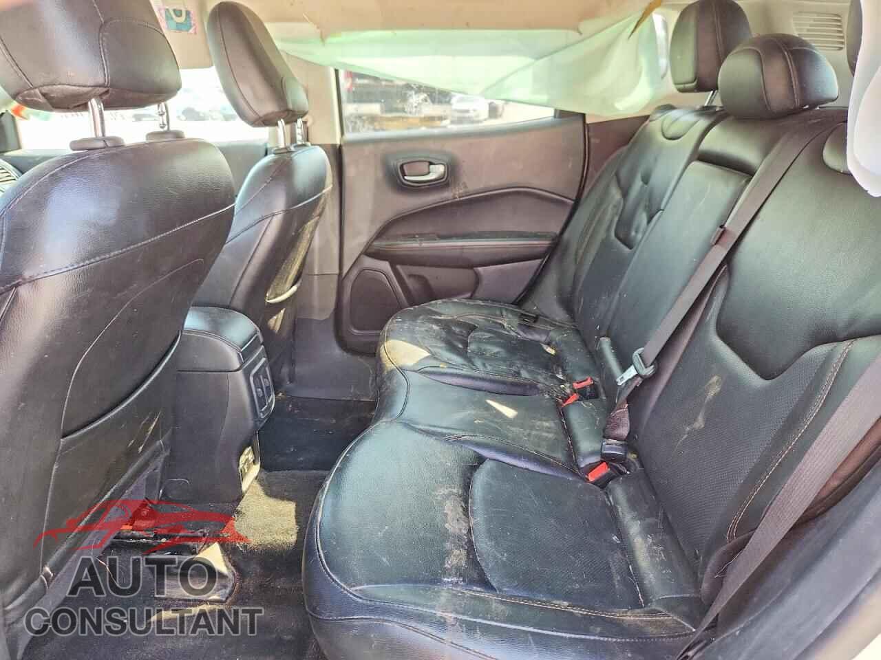 JEEP COMPASS 2020 - 3C4NJDCB6LT203635