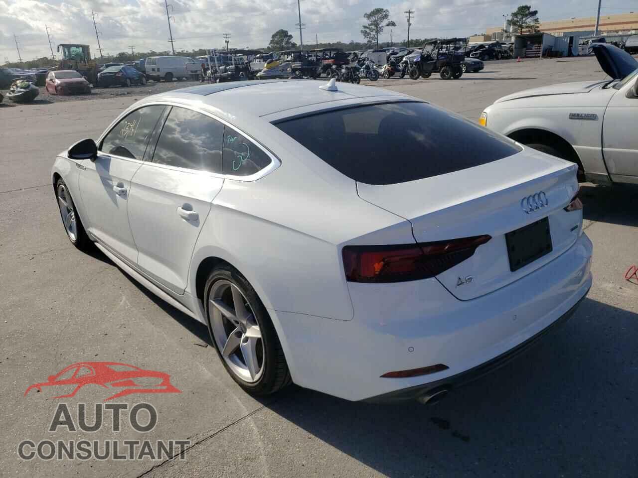 AUDI A5 2019 - WAUENDF58KA015826