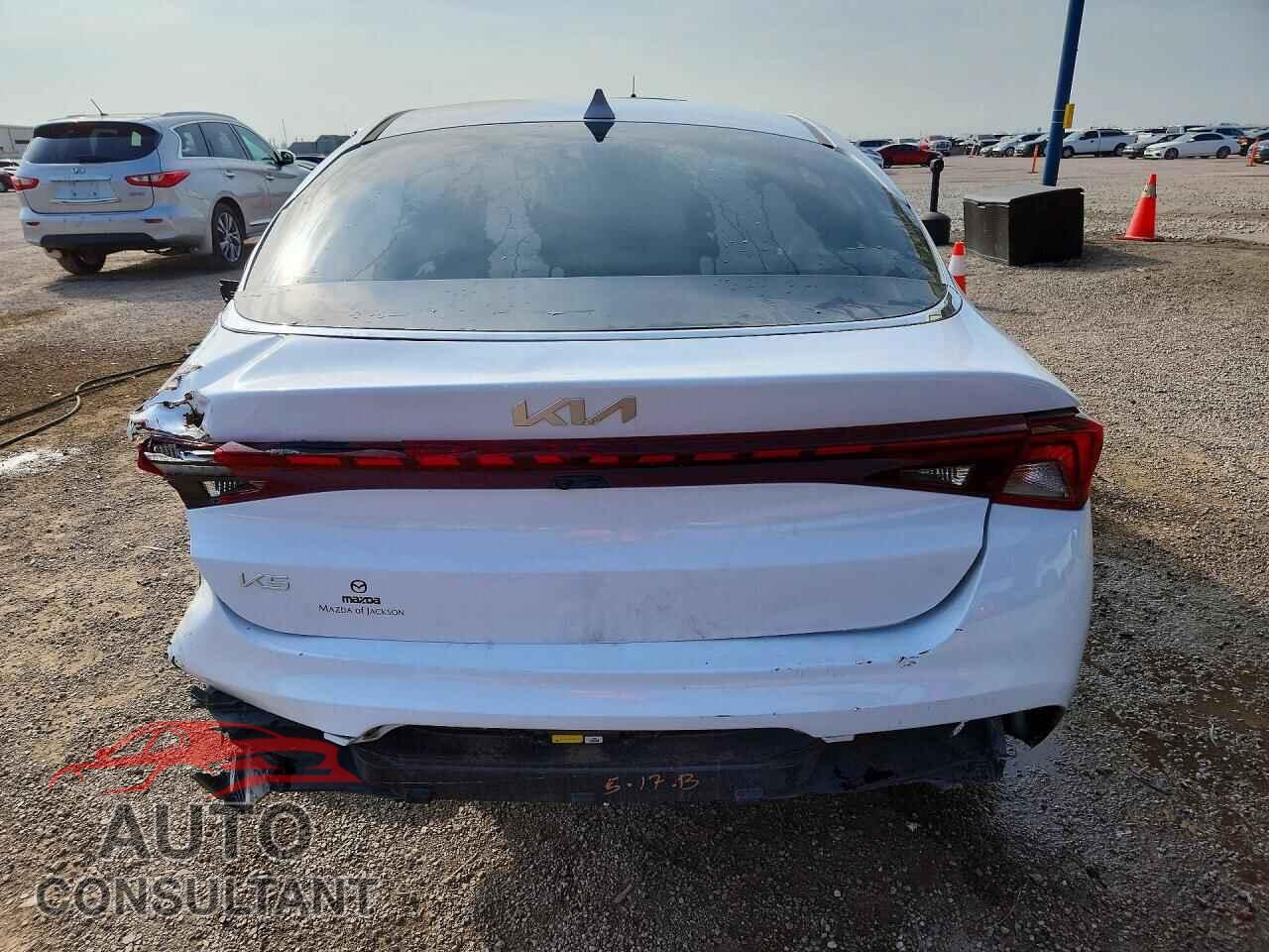 KIA K5 2023 - 5XXG14J25PG170415