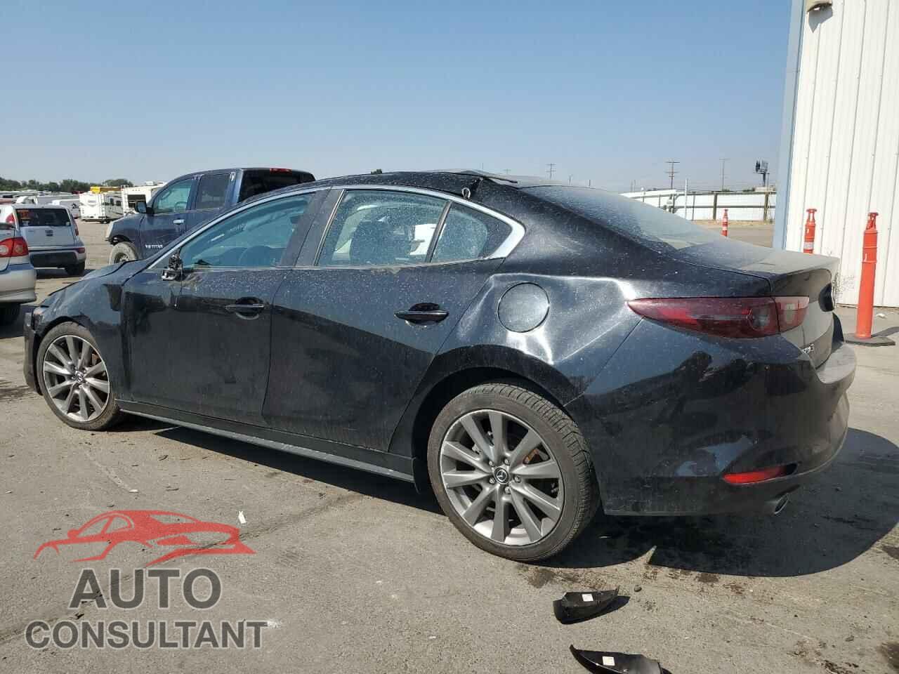 MAZDA 3 2021 - JM1BPABL2M1314718