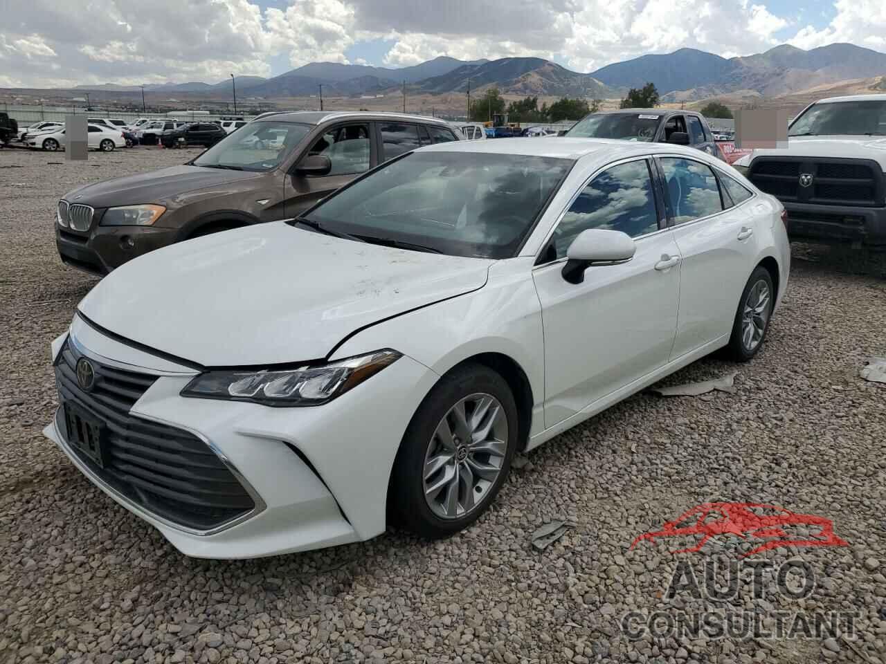 TOYOTA AVALON 2022 - 4T1JZ1FB7NU076528