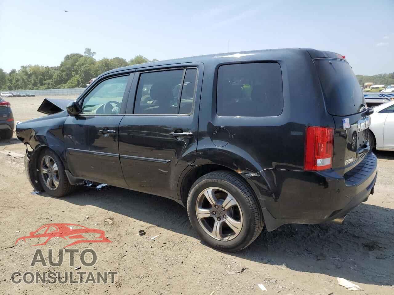 HONDA PILOT 2015 - 5FNYF4H31FB046423