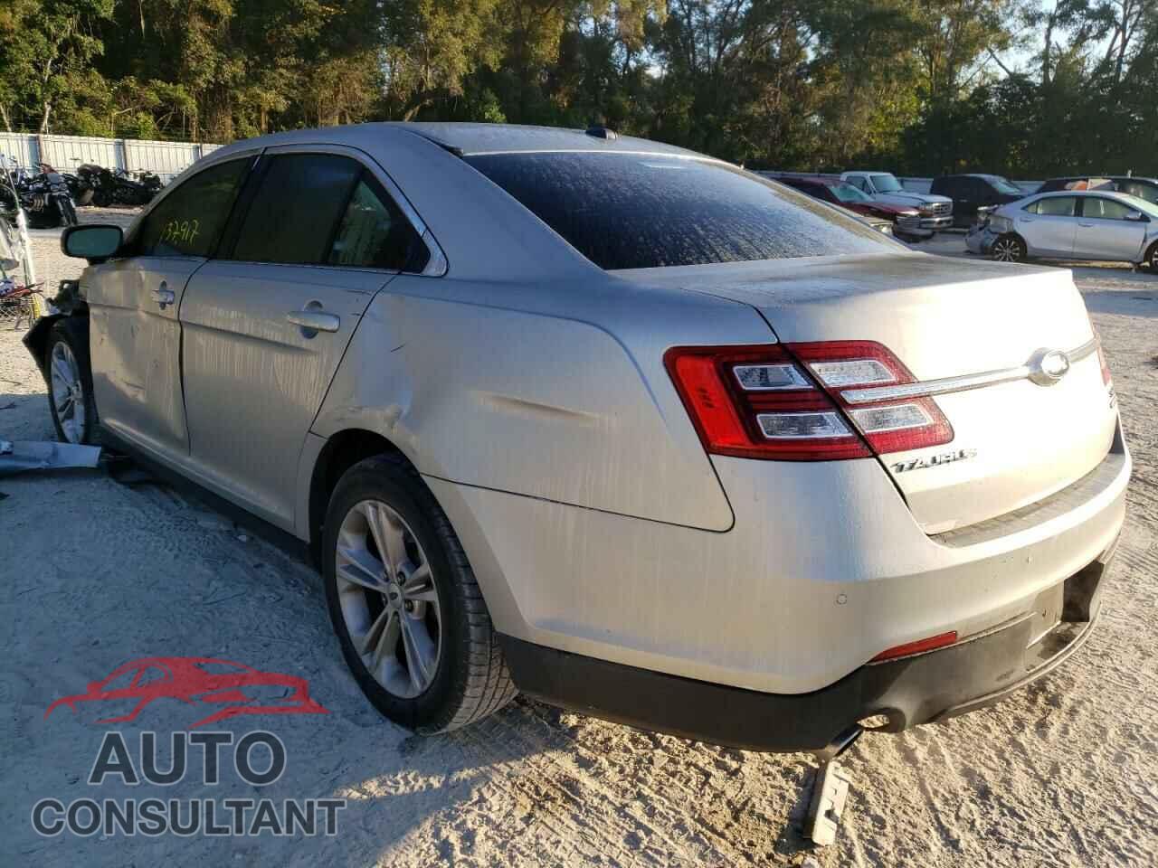 FORD TAURUS 2017 - 1FAHP2E87EG182079
