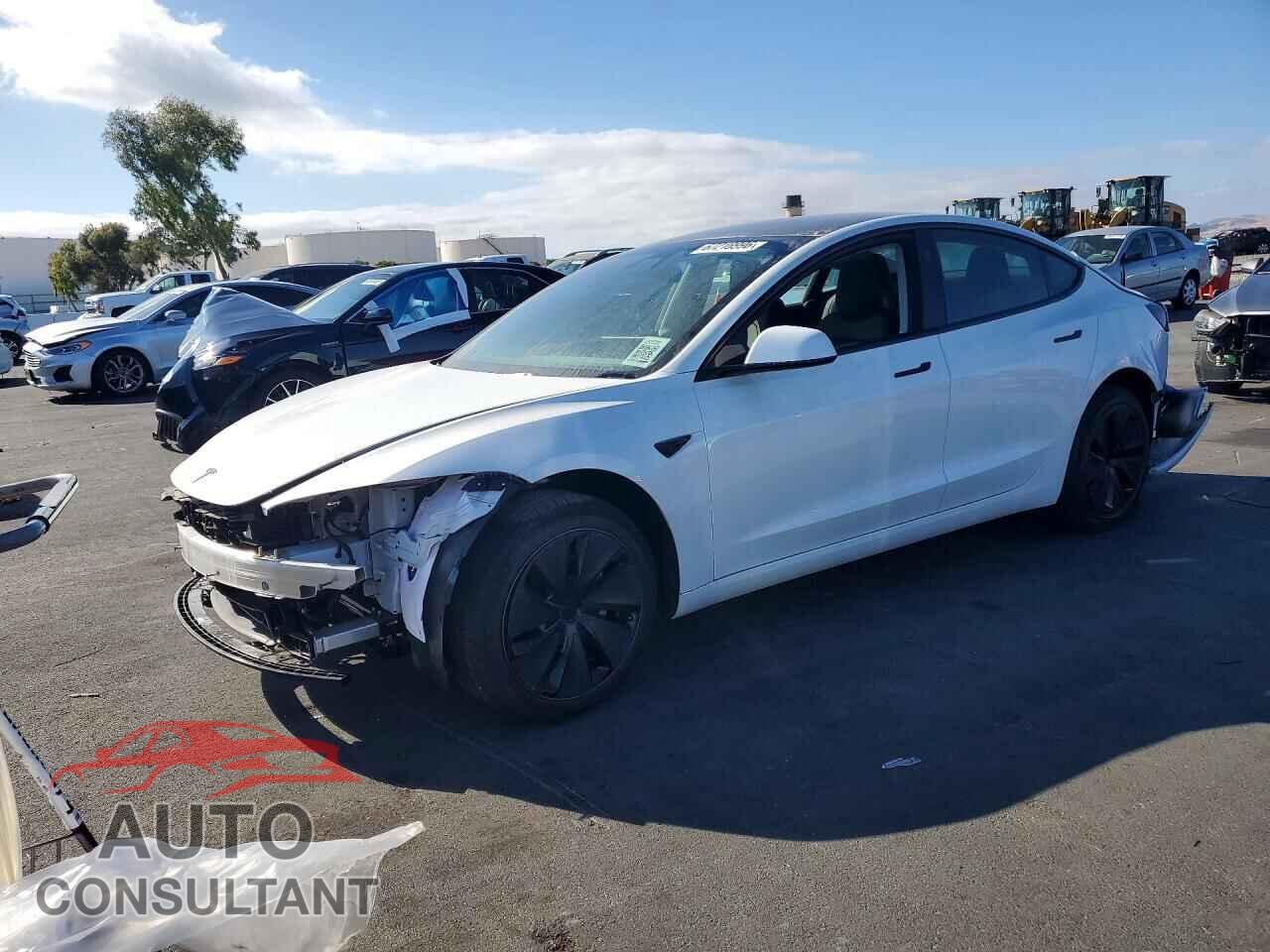 TESLA MODEL 3 2026 - 5YJ3E1EAXTF206437