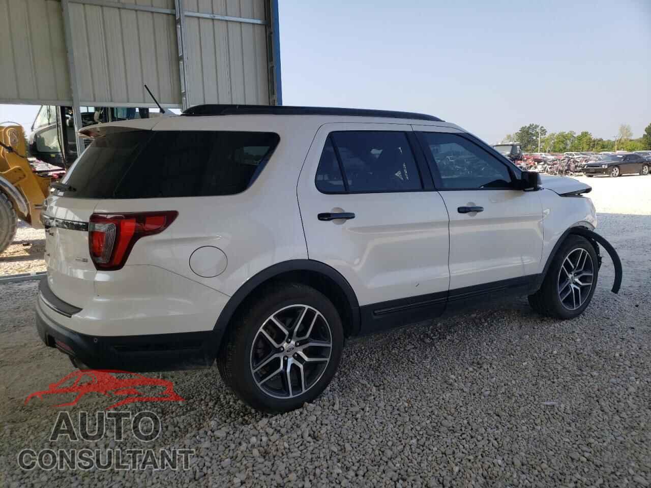 FORD EXPLORER 2018 - 1FM5K8GT9JGB65211