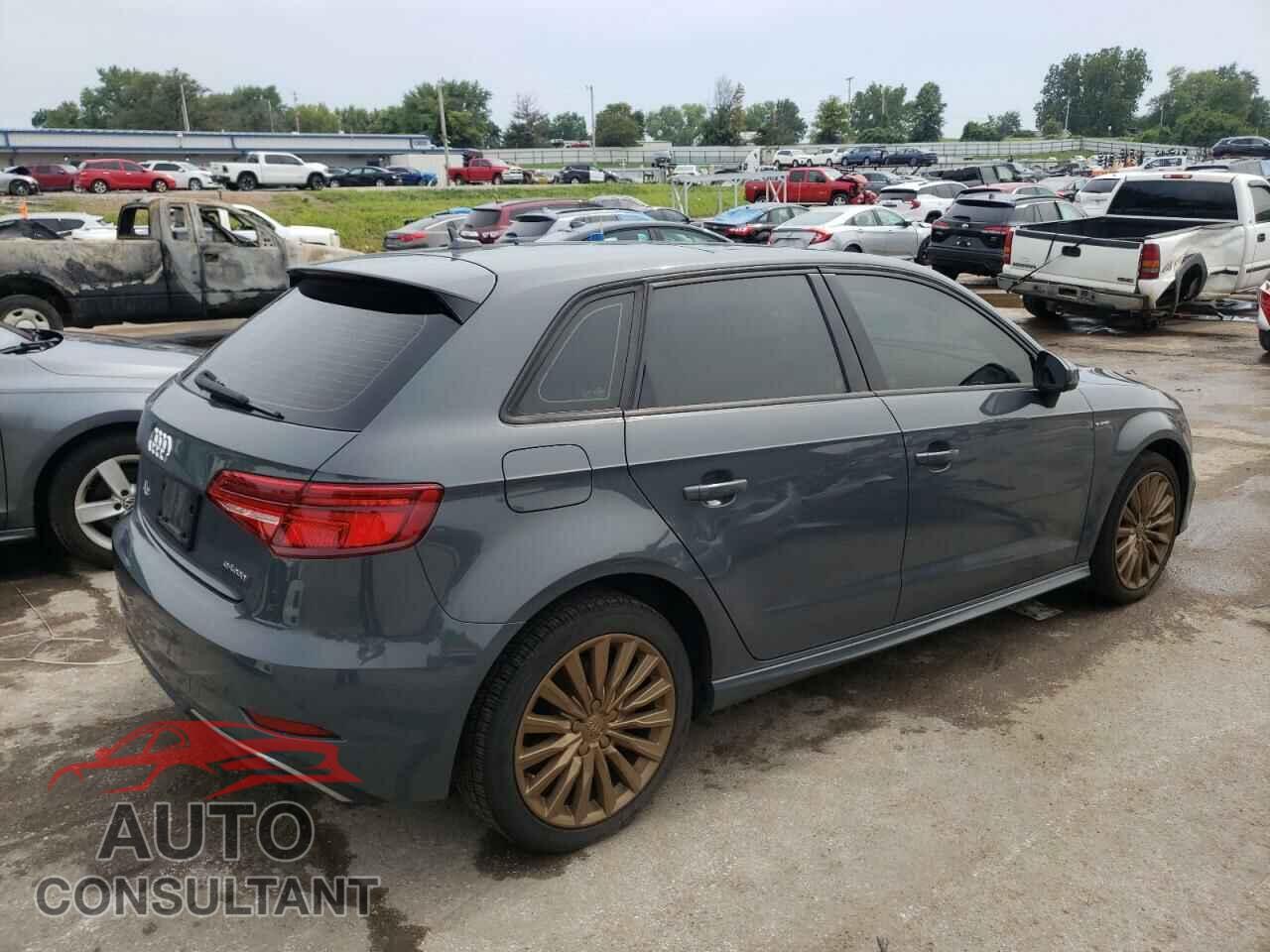 AUDI A3 2017 - WAUUPBFF1HA043026