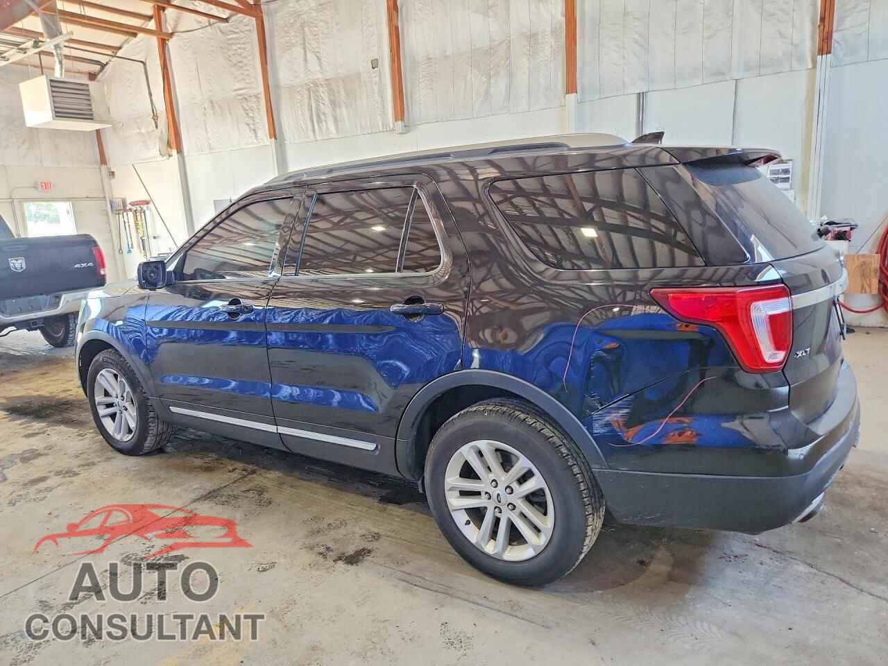 FORD EXPLORER 2017 - 1FM5K7D80HGD97538