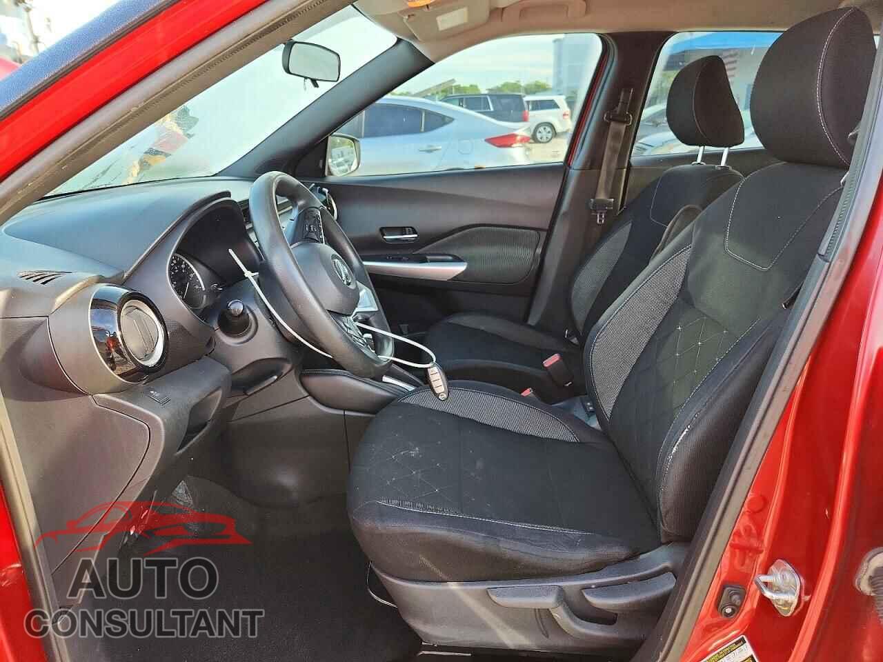 NISSAN KICKS 2019 - 3N1CP5CU9KL470881