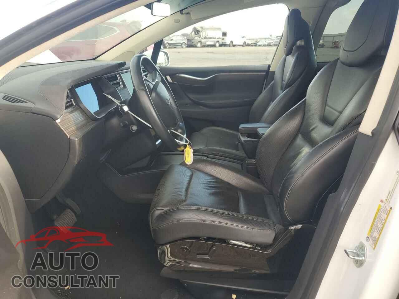 TESLA MODEL X 2016 - 5YJXCAE25GF001730