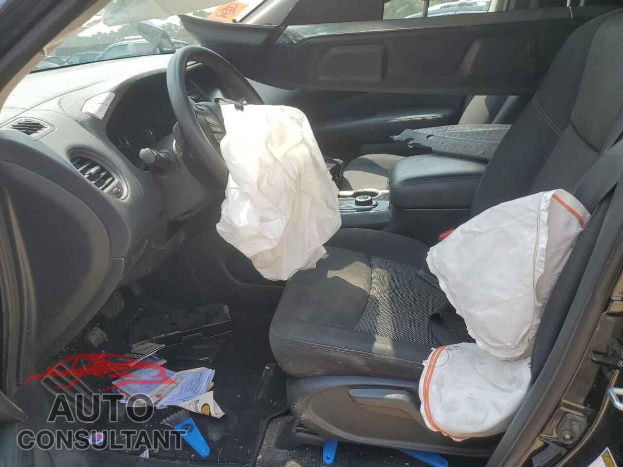NISSAN PATHFINDER 2020 - 5N1DR2AM9LC625029