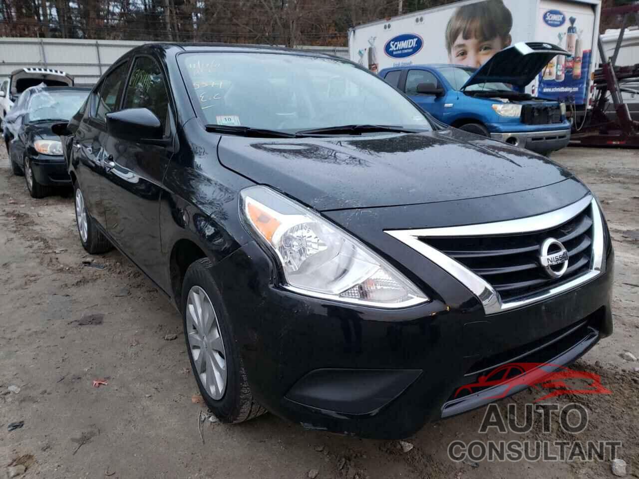 NISSAN VERSA 2019 - 3N1CN7AP3KL835571