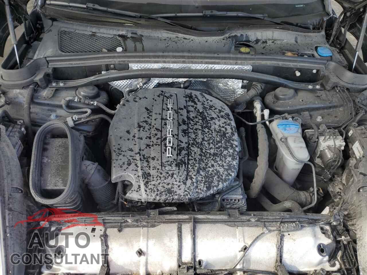 PORSCHE MACAN 2018 - WP1AA2A51JLB08973