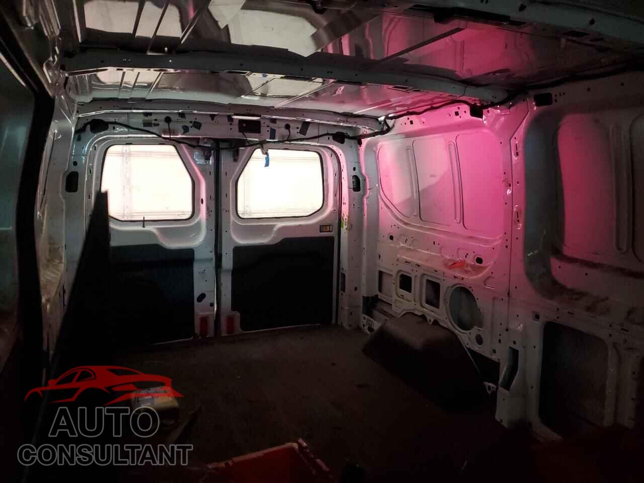 FORD TRANSIT 2015 - 1FTNE1YM5FKB31040