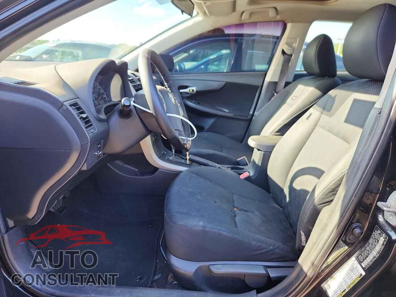 TOYOTA COROLLA 2009 - 2T1BU40E79C174697