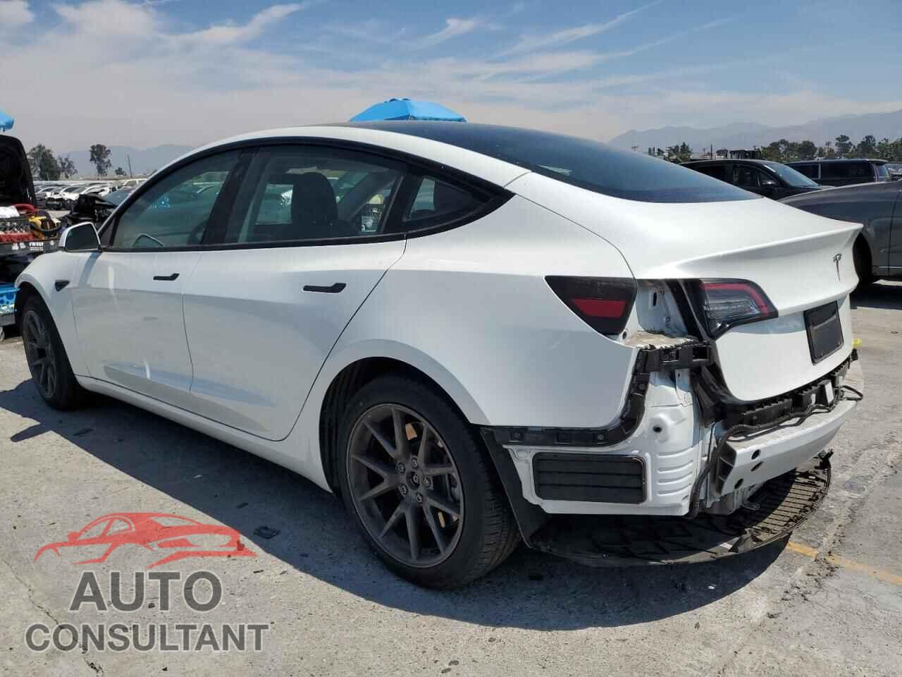 TESLA MODEL 3 2023 - 5YJ3E1EA8PF398382