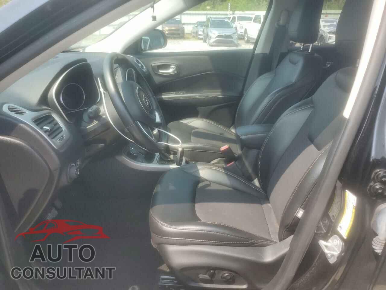 JEEP COMPASS 2019 - 3C4NJDBB2KT748604