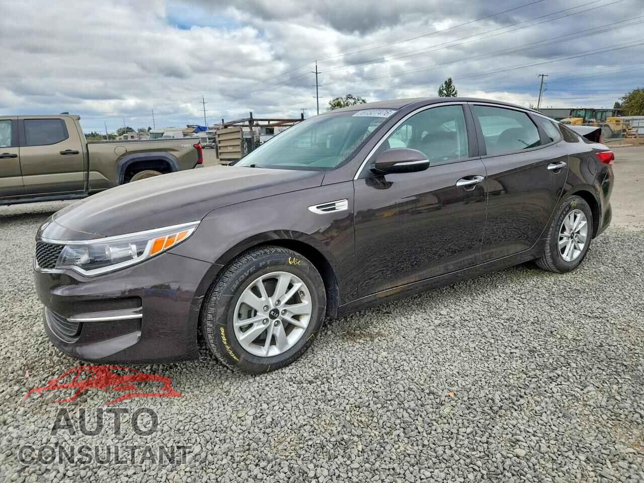 KIA OPTIMA 2018 - KNAGT4L36J5238584
