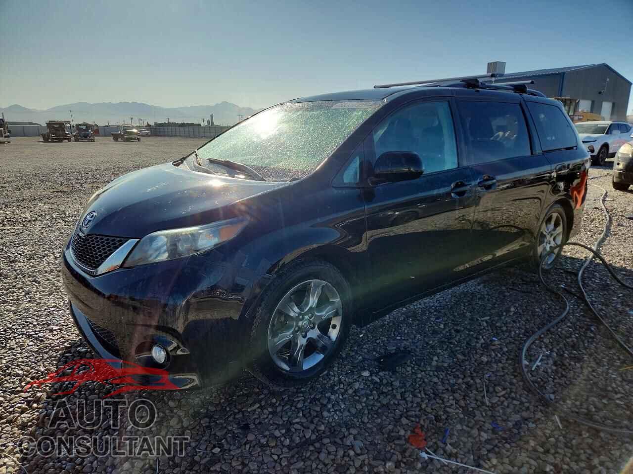 TOYOTA SIENNA 2012 - 5TDXK3DC9CS179221