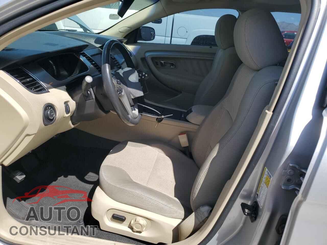 FORD TAURUS 2013 - 1FAHP2E81DG192900
