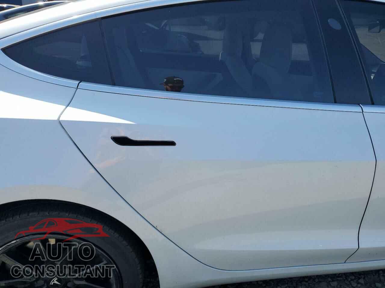 TESLA MODEL 3 2020 - 5YJ3E1EB6LF628634