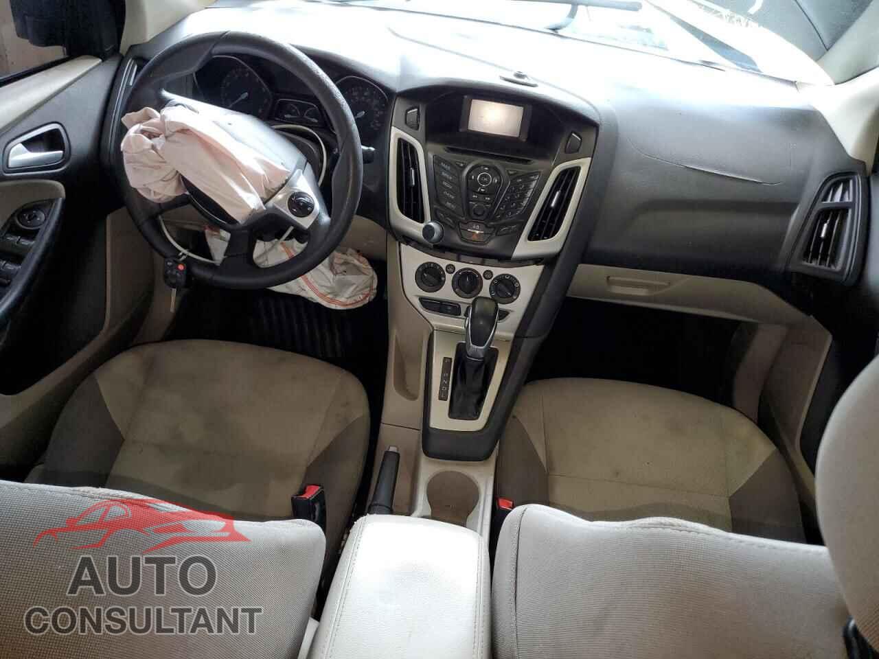 FORD FOCUS 2014 - 1FADP3F27EL428067