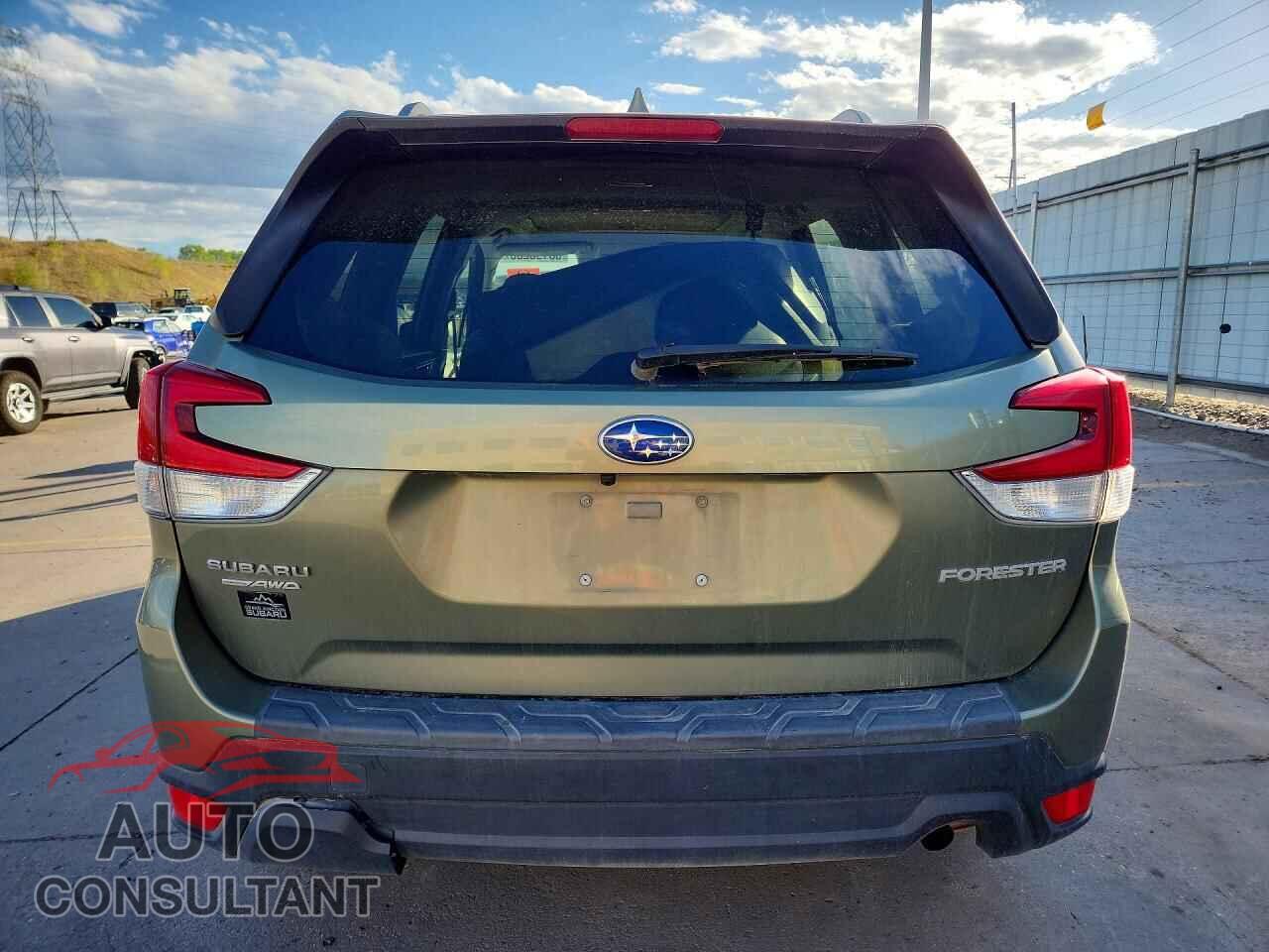 SUBARU FORESTER 2019 - JF2SKAGC0KH464582