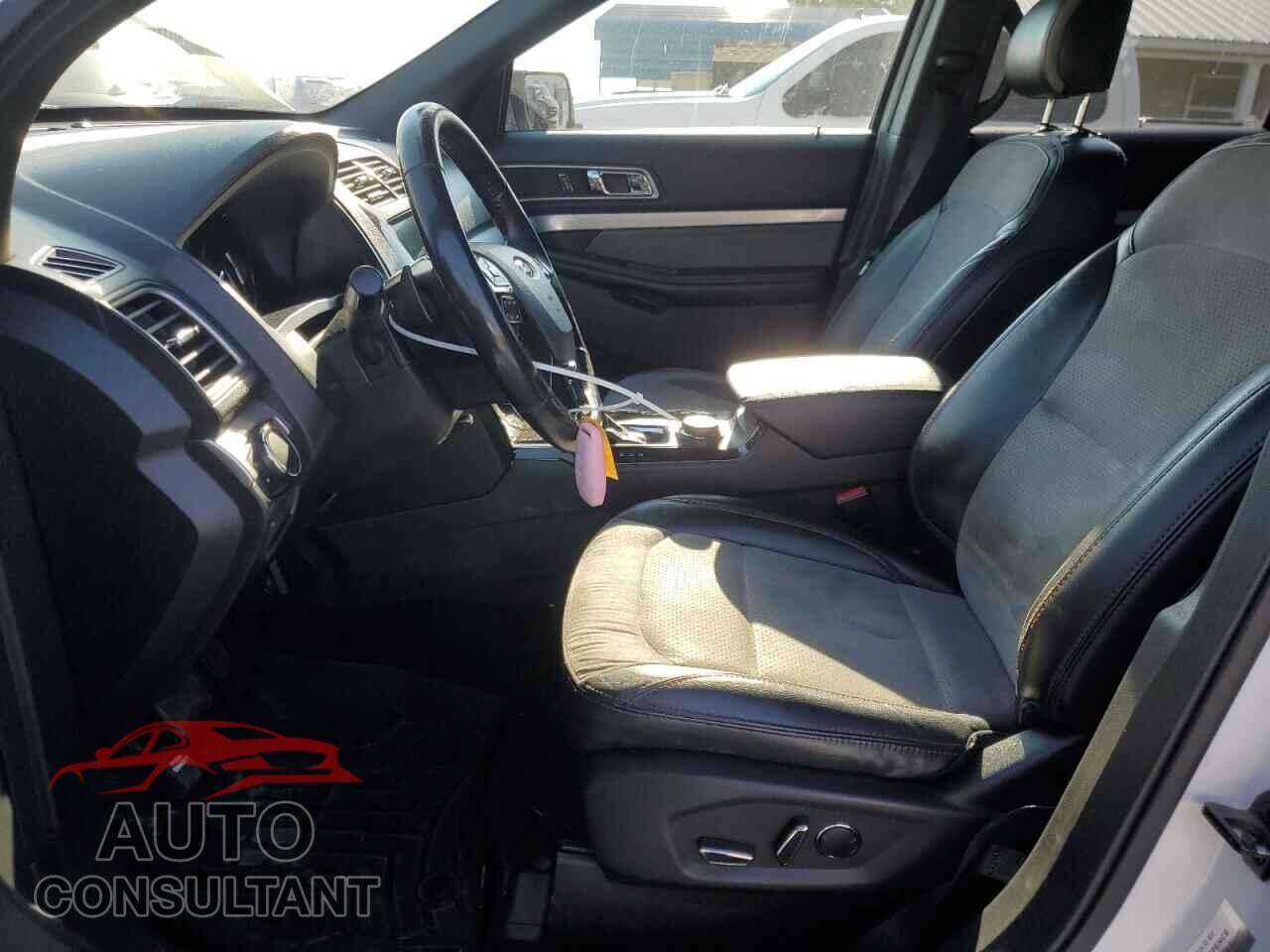 FORD EXPLORER 2017 - 1FM5K8D86HGB27624