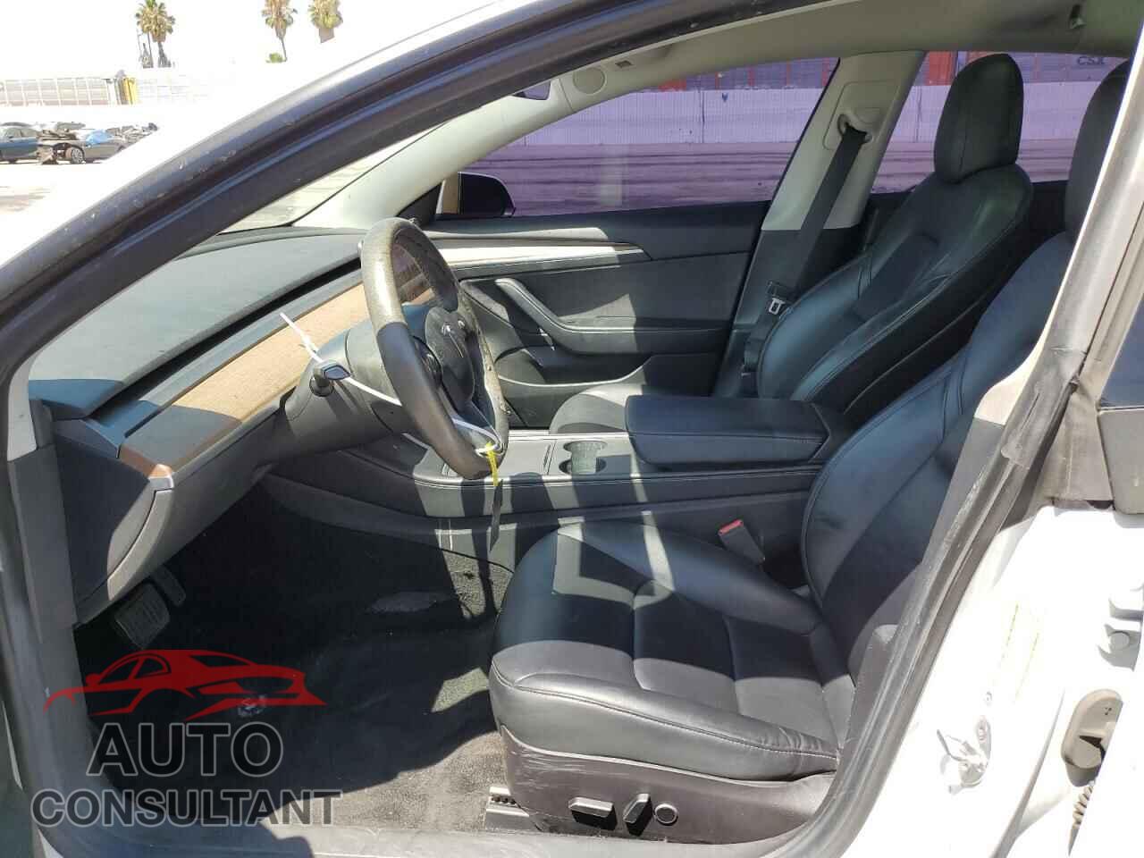 TESLA MODEL 3 2022 - 5YJ3E1EB7NF132132