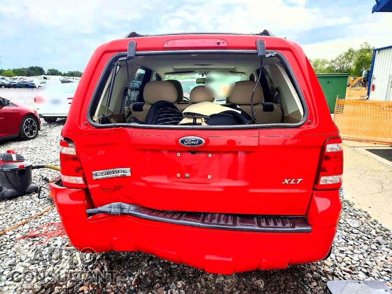 FORD ESCAPE 2009 - 1FMCU03749KA86873