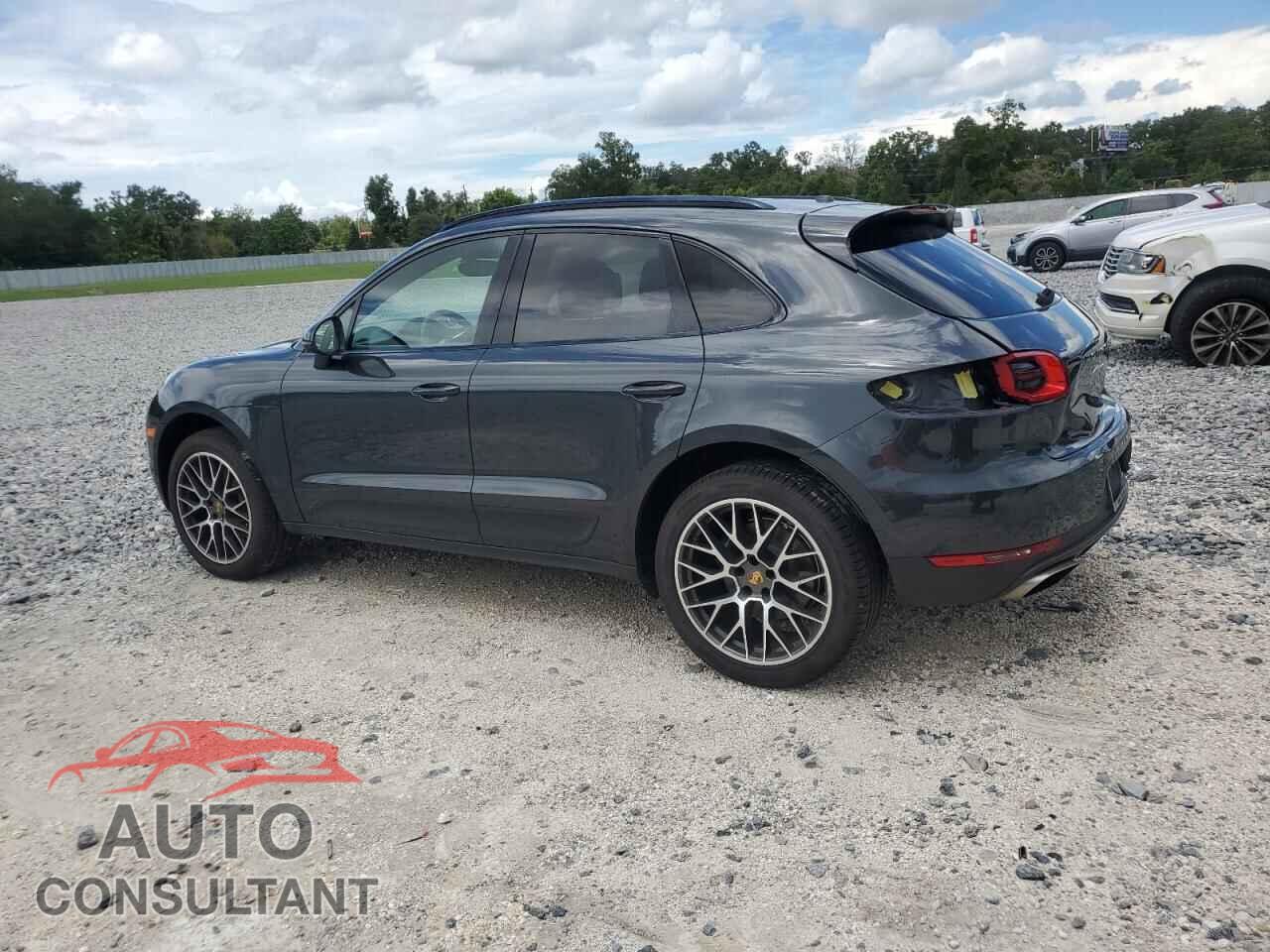PORSCHE MACAN 2018 - WP1AA2A52JLB06018
