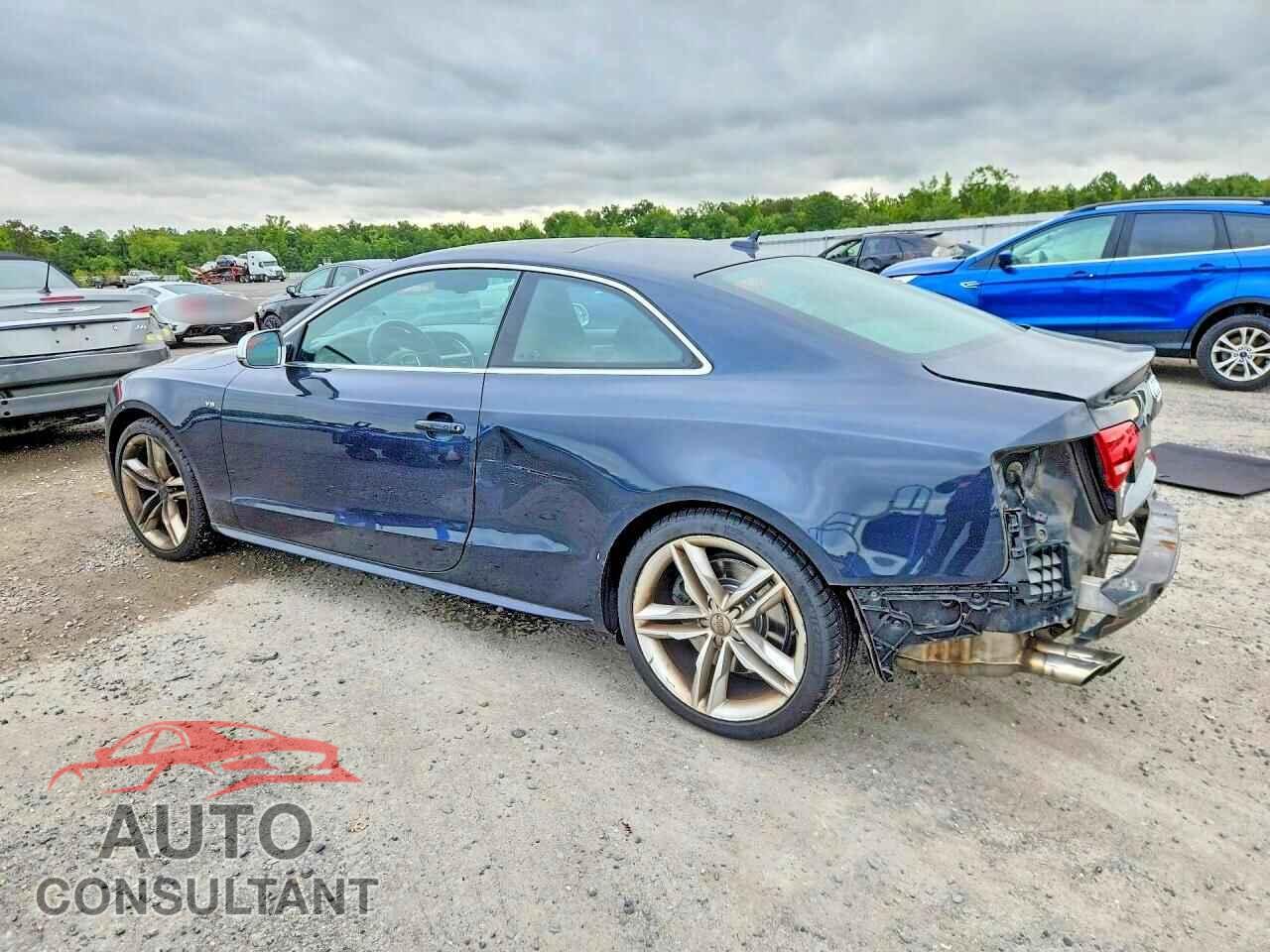 AUDI S5/RS5 2012 - WAUGVAFR3CA044193