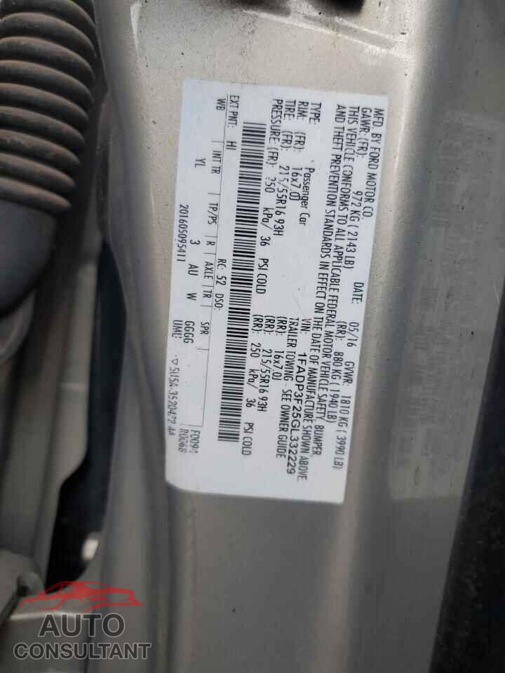 FORD FOCUS 2016 - 1FADP3F25GL332229