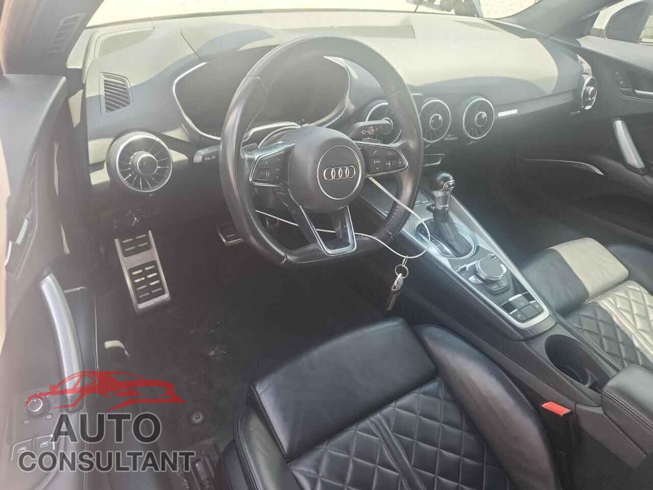 AUDI TT 2016 - TRUT5CFV6G1021903