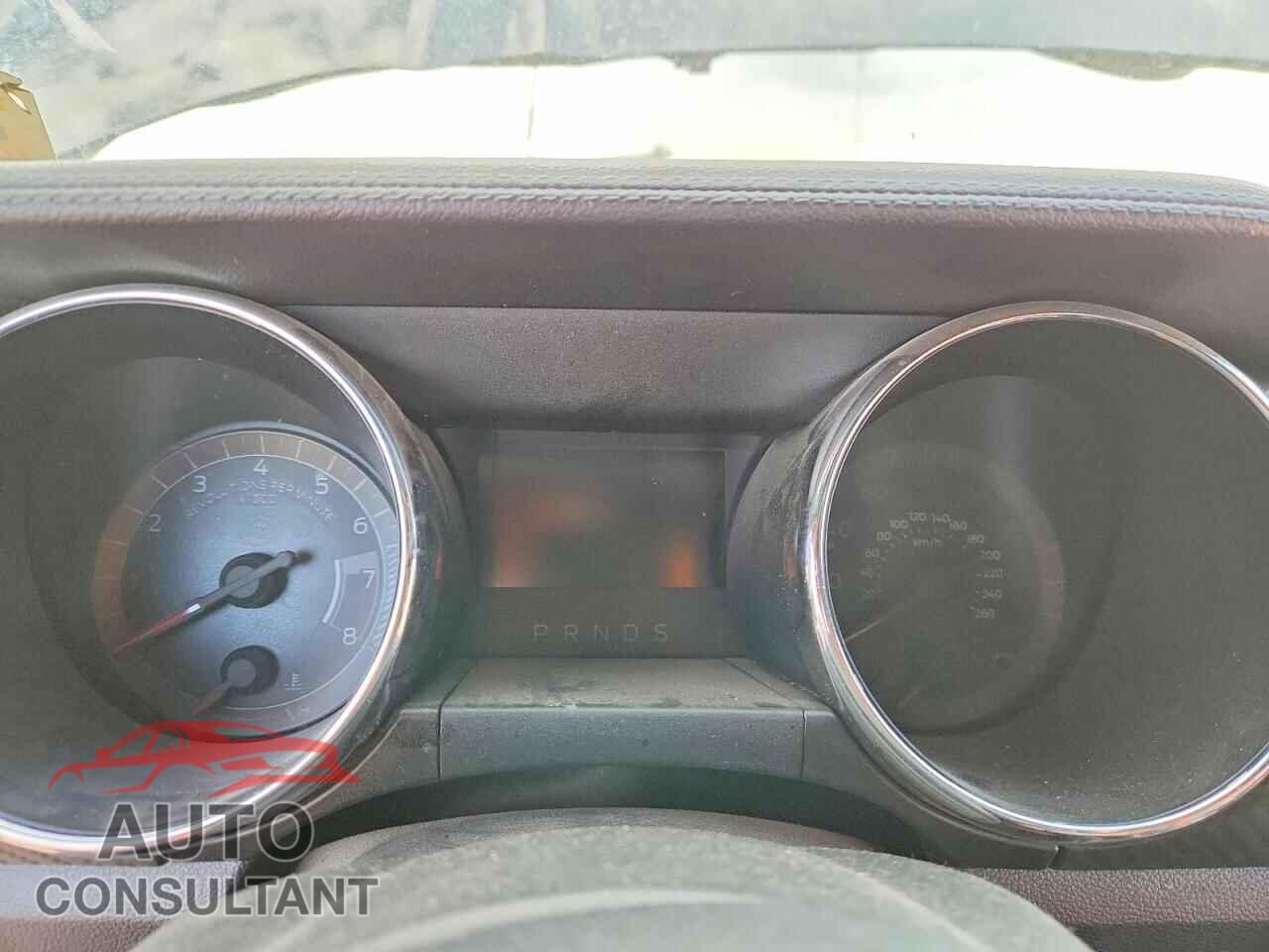 FORD MUSTANG 2015 - 1FA6P8AM5F5318607