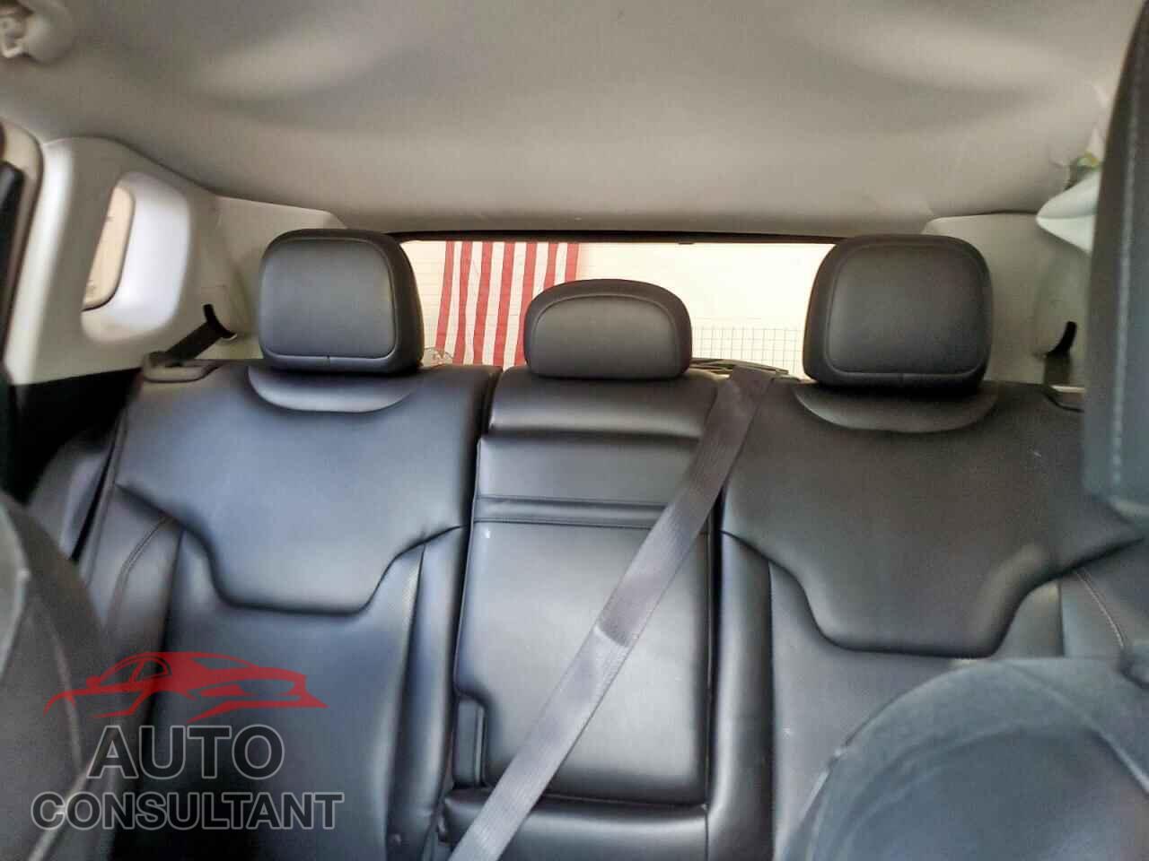 JEEP COMPASS 2018 - 3C4NJDCB9JT283252