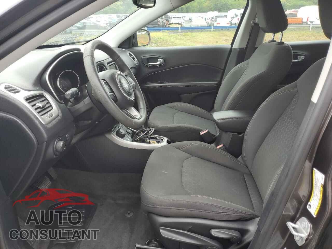 JEEP COMPASS 2018 - 3C4NJDAB5JT146215