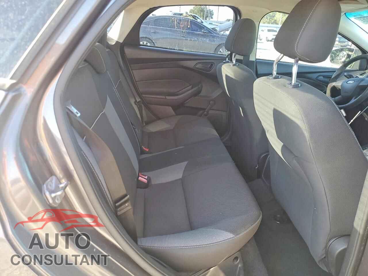 FORD FOCUS 2012 - 1FAHP3E2XCL444876