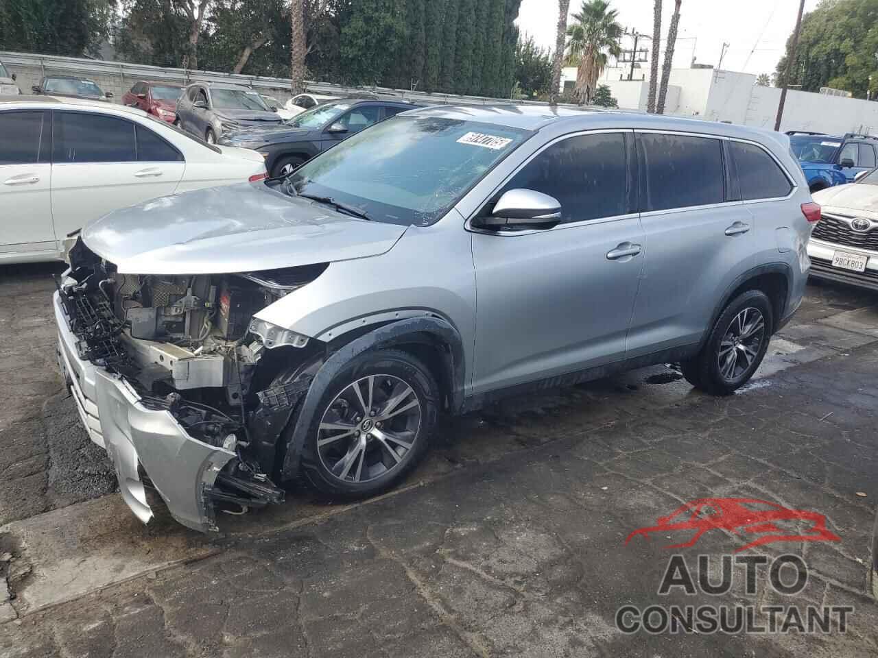 TOYOTA HIGHLANDER 2019 - 5TDZARFH9KS045802