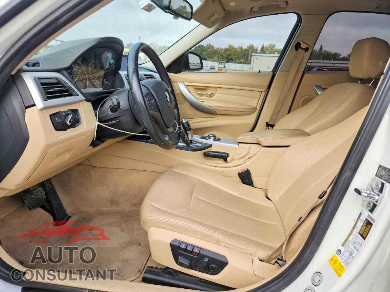 BMW 3 SERIES 2012 - WBA3A5G5XCNN65739