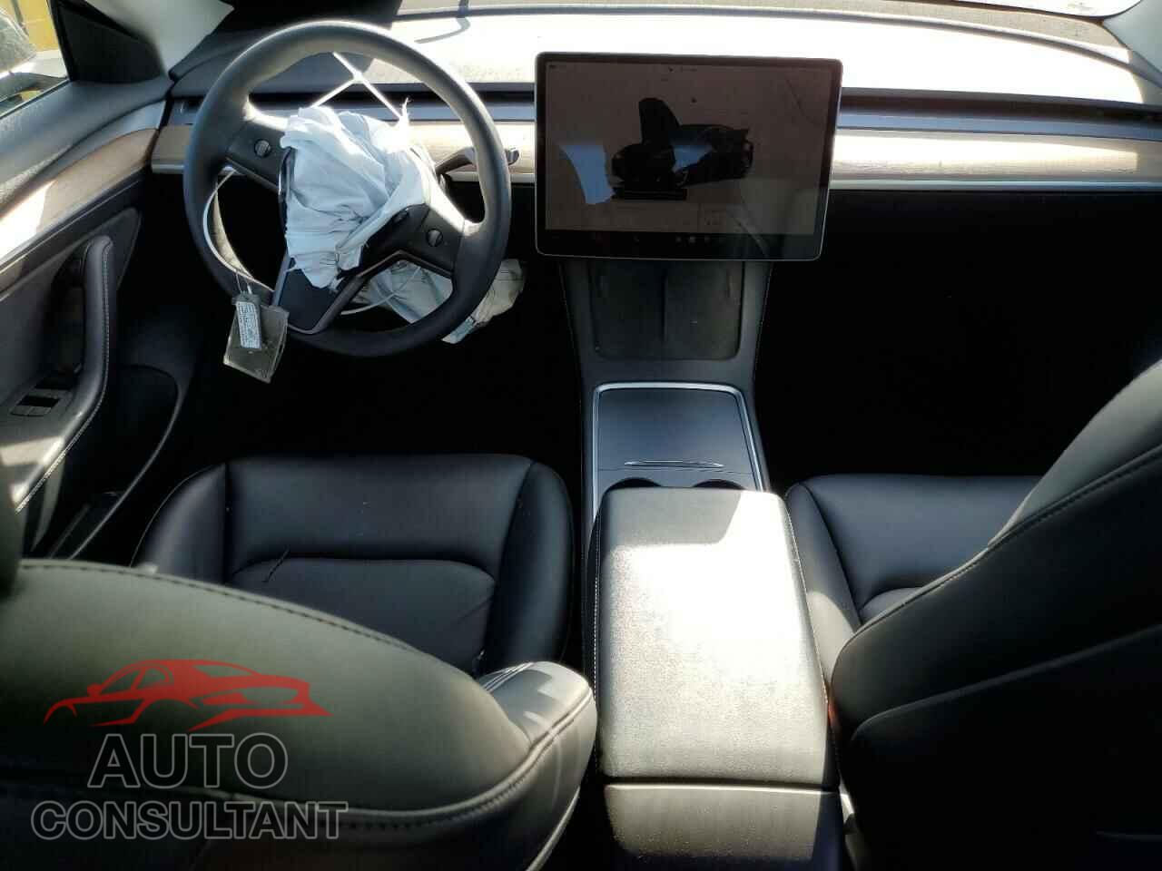 TESLA MODEL 3 2022 - 5YJ3E1EA9NF290897