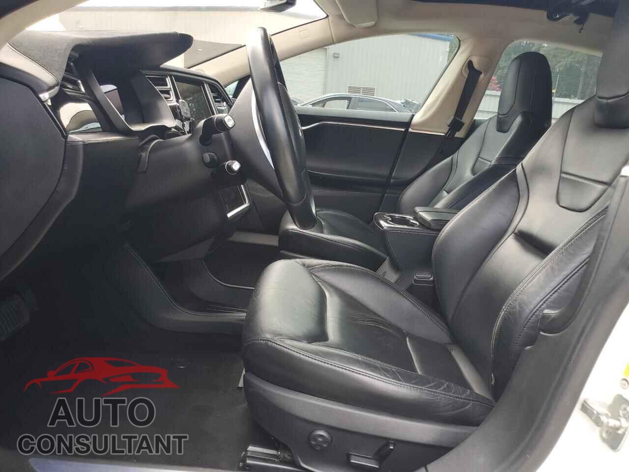 TESLA MODEL S 2015 - 5YJSA1S24FF082786