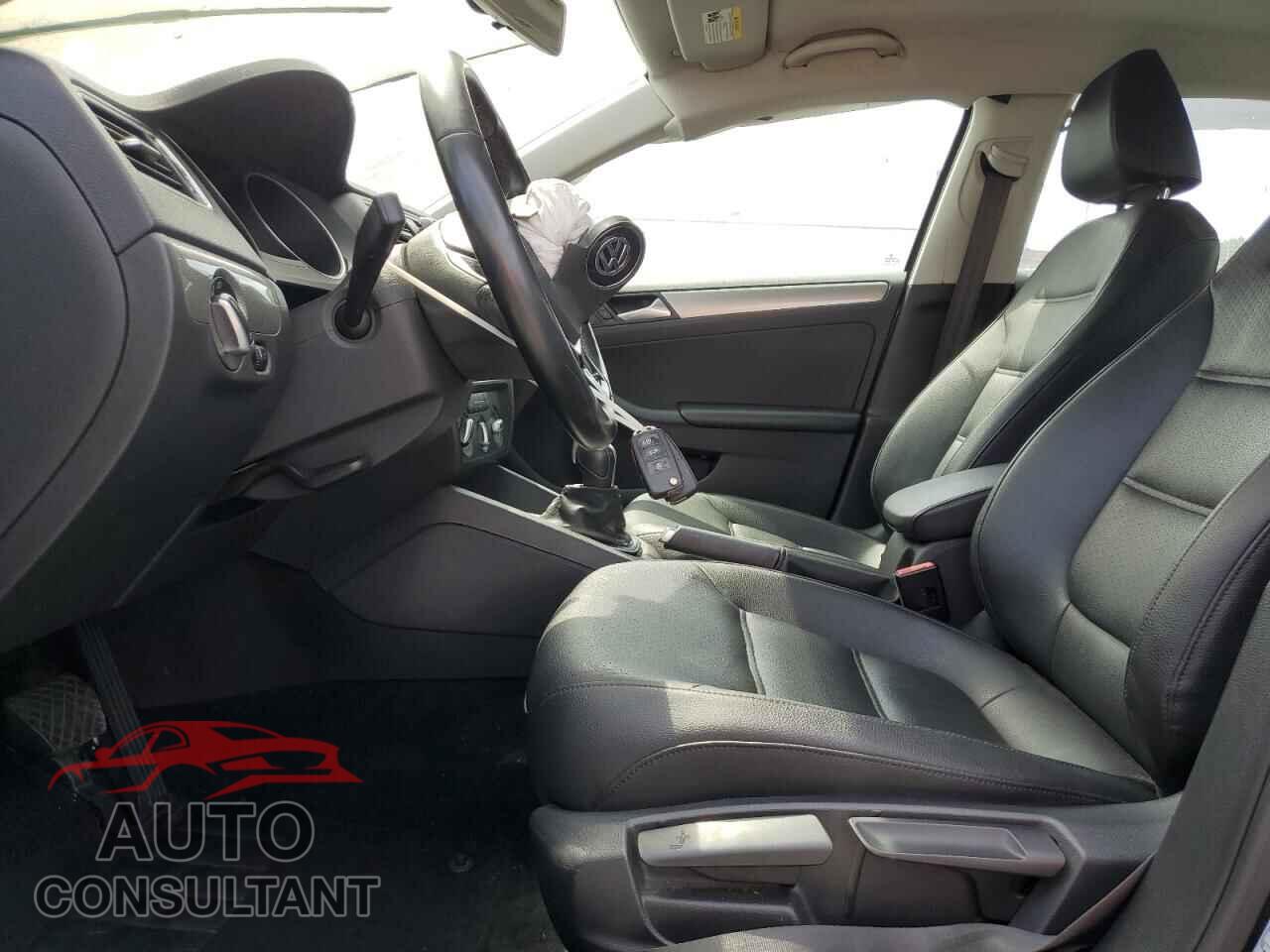 VOLKSWAGEN JETTA 2017 - 3VWDB7AJ5HM297218