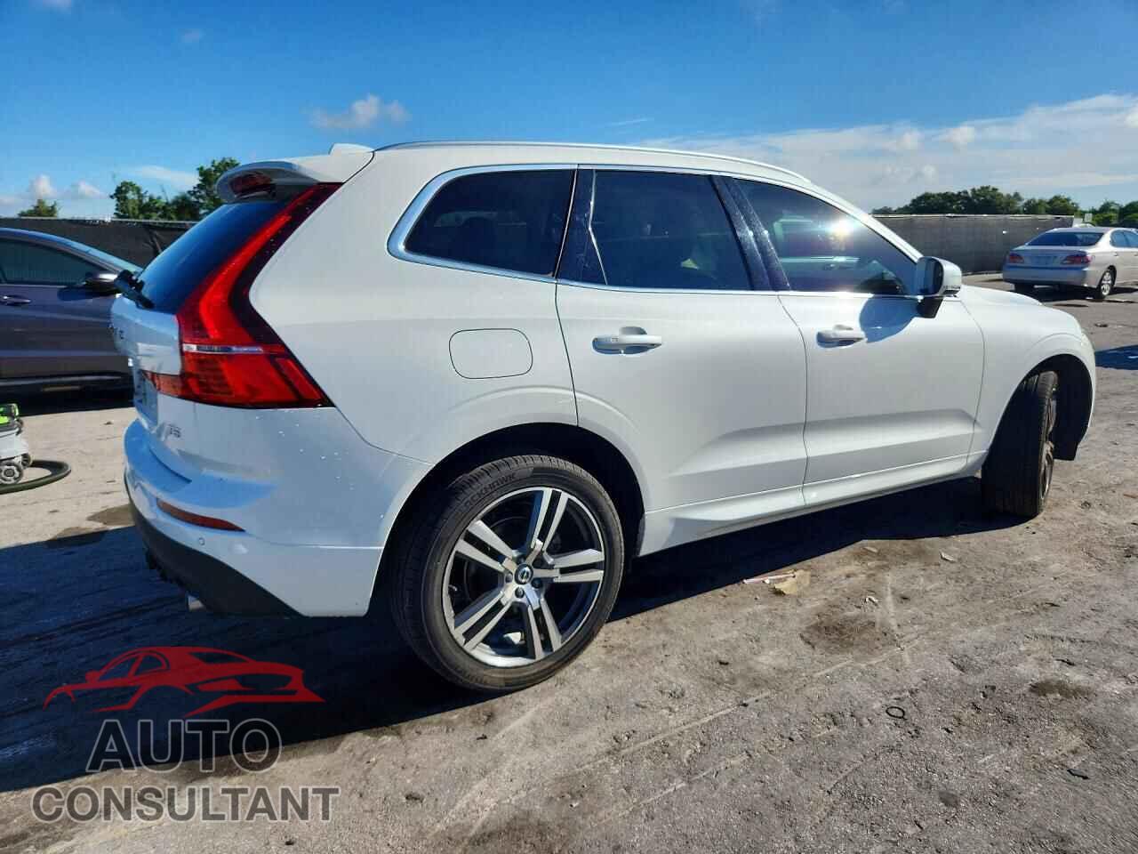 VOLVO XC60 2021 - YV4102DK2M1697163