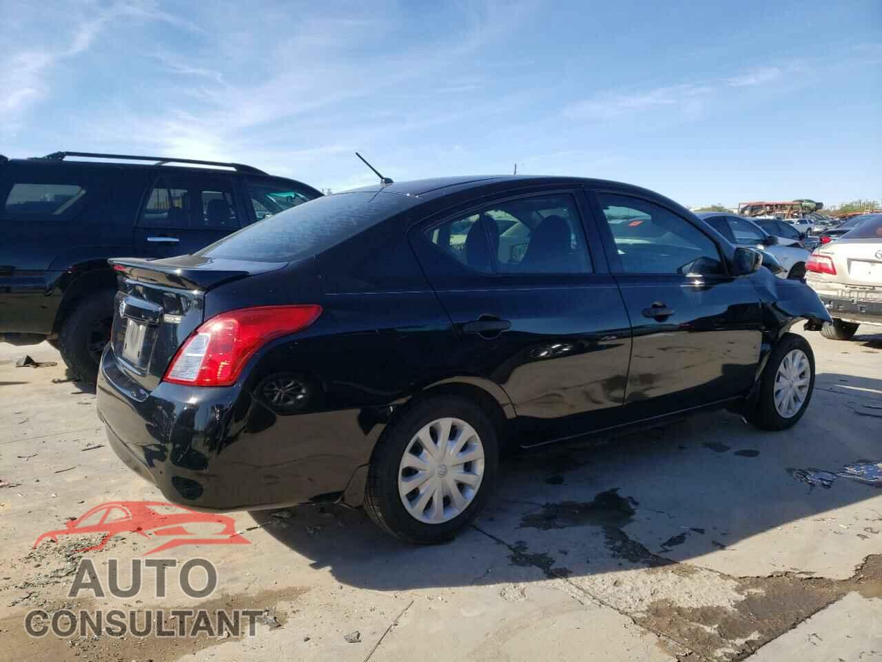 NISSAN VERSA 2017 - 3N1CN7AP5HL846578