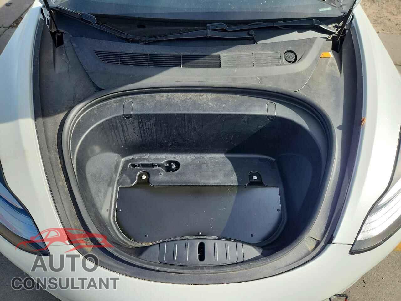 TESLA MODEL 3 2018 - 5YJ3E1EB9JF134829