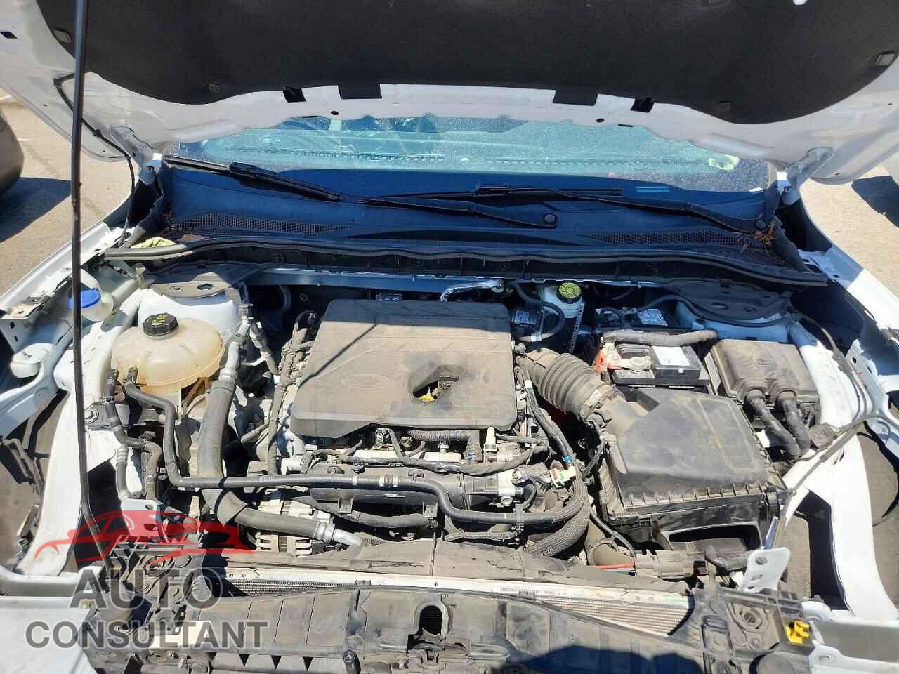 FORD ESCAPE 2020 - 1FMCU0G67LUA27992