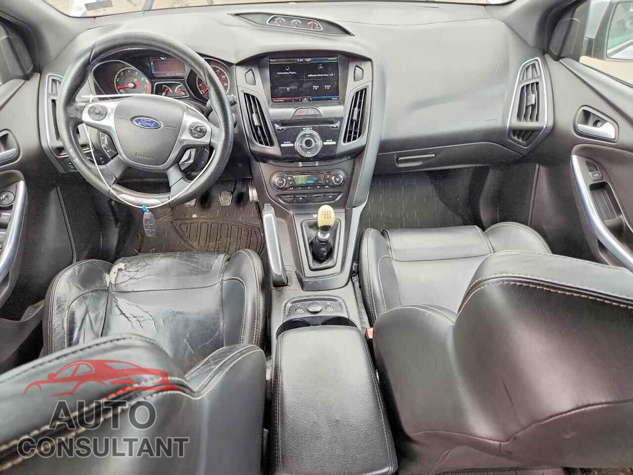 FORD FOCUS 2013 - 1FADP3L99DL360032