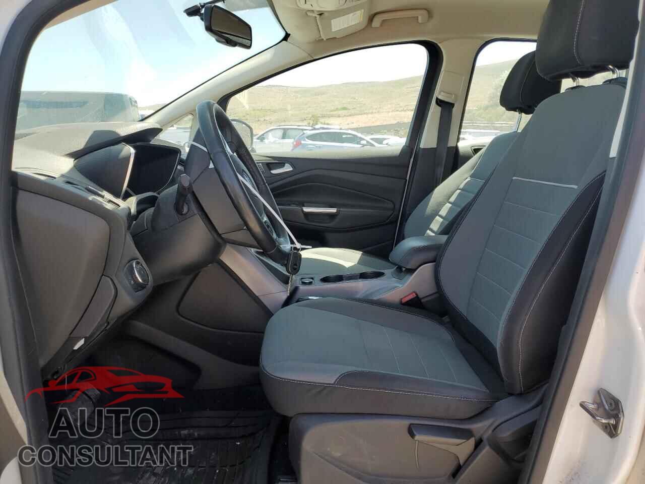 FORD CMAX 2015 - 1FADP5AU9FL101367