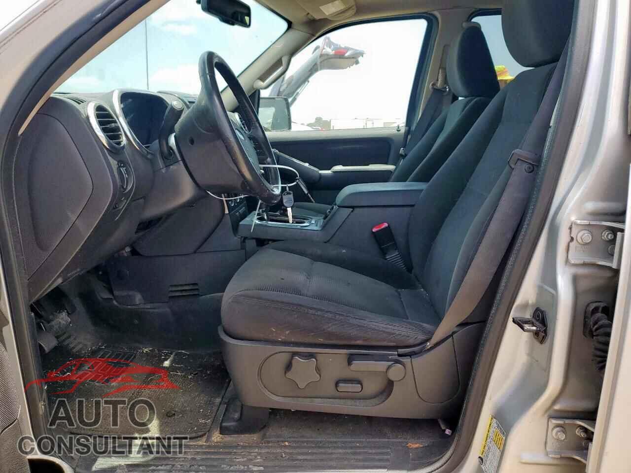 FORD EXPLORER 2009 - 1FMEU31E19UA41129