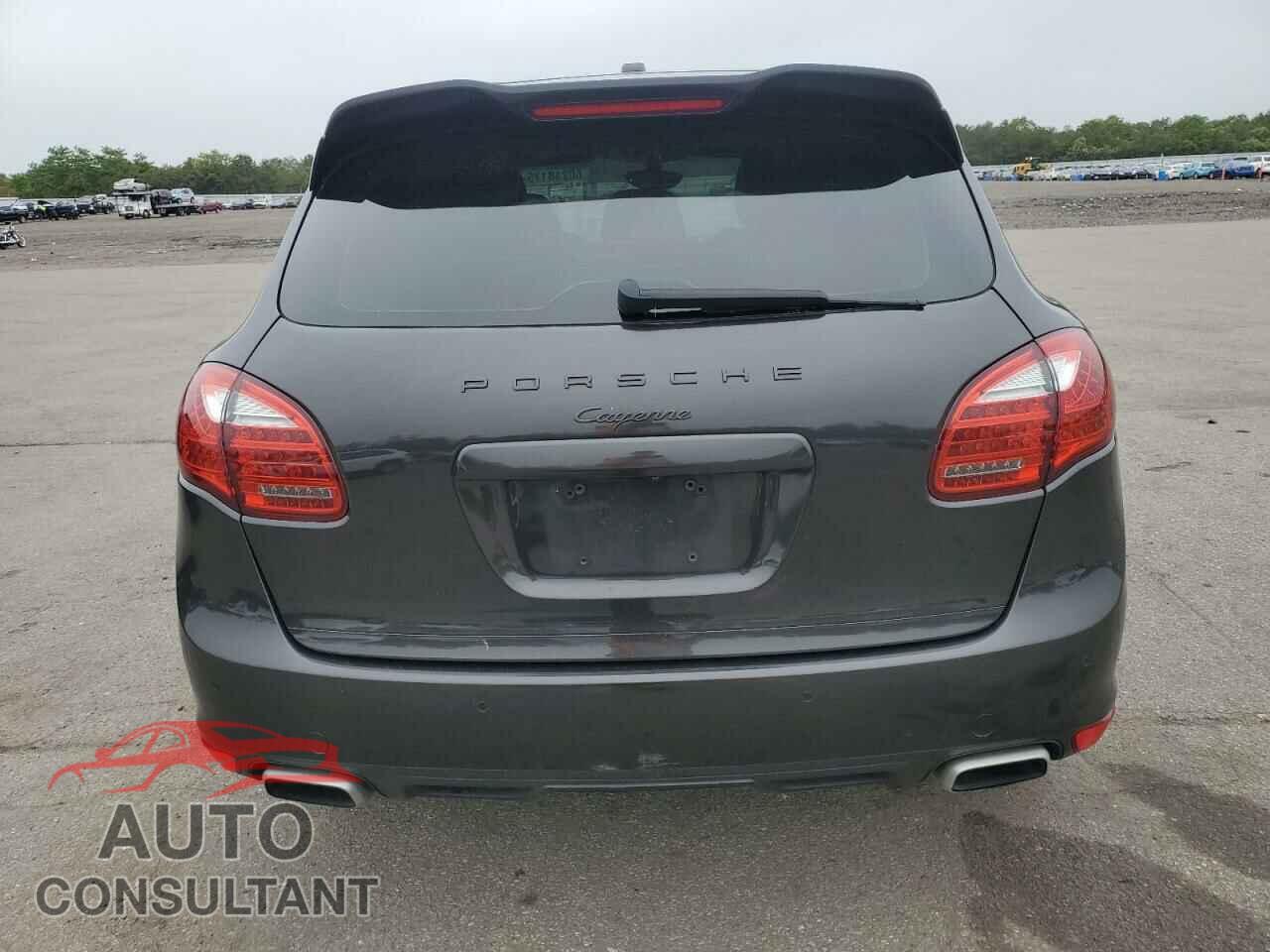 PORSCHE CAYENNE 2012 - WP1AA2A21CLA11779